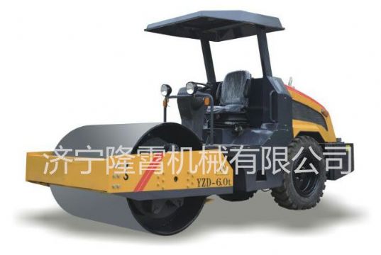 點擊查看詳細信息<br>標(biāo)題：6噸單鋼輪振動壓路機 閱讀次數(shù)：2846